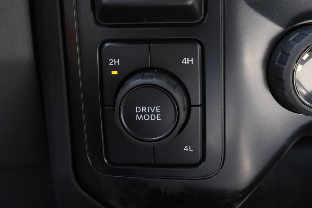 New 2025 Ford F550 4x4 Regular Cab Super Duty image 16