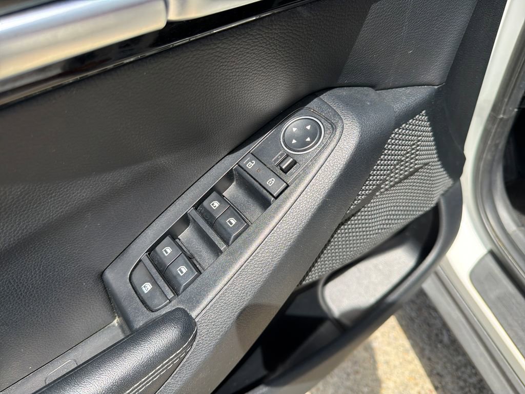 Used 2024 Kia Seltos S image 14