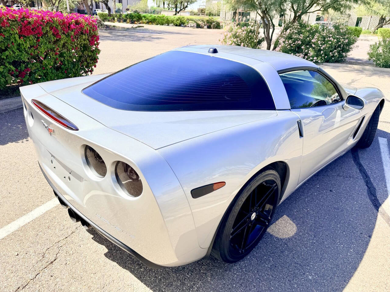 Used 2005 Chevrolet Corvette Coupe w/ Preferred Equipment Group RWD image 7