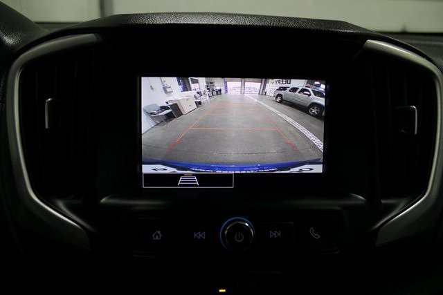 Used 2024 GMC Terrain SLE w/ Driver Convenience Package image 13