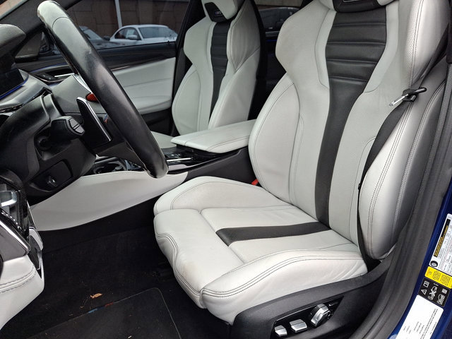 Used 2018 BMW M5 image 9