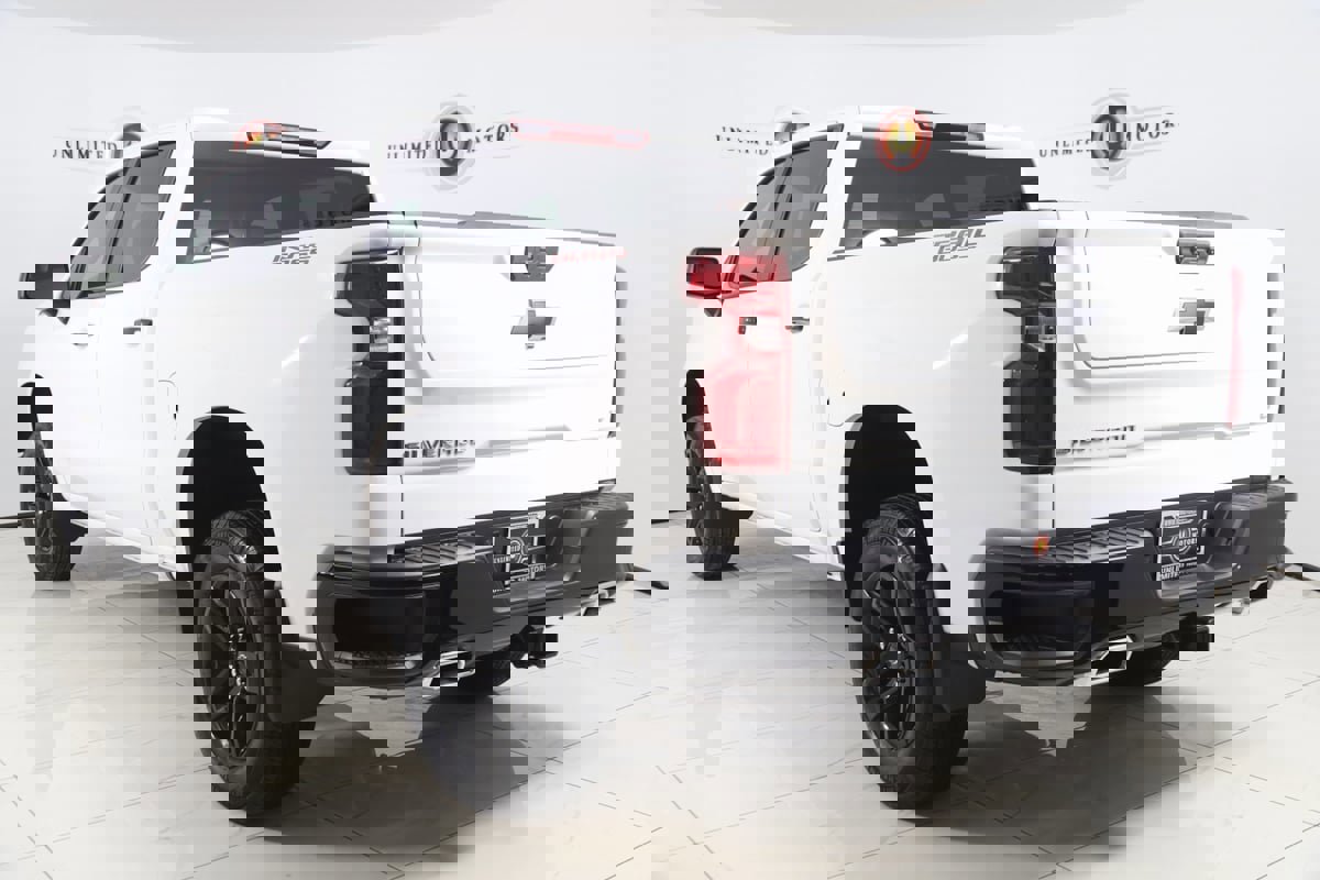 Used 2024 Chevrolet Silverado 1500 LT Trail Boss image 4