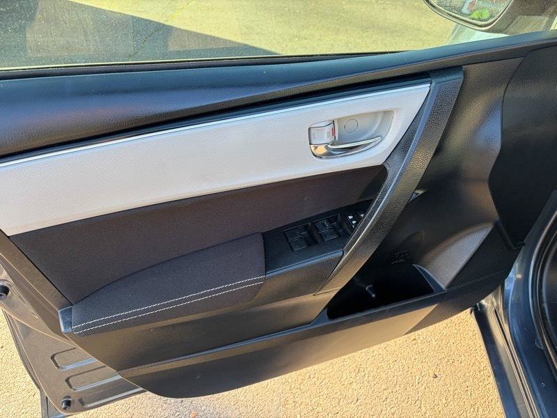 Used 2019 Toyota Corolla LE image 10