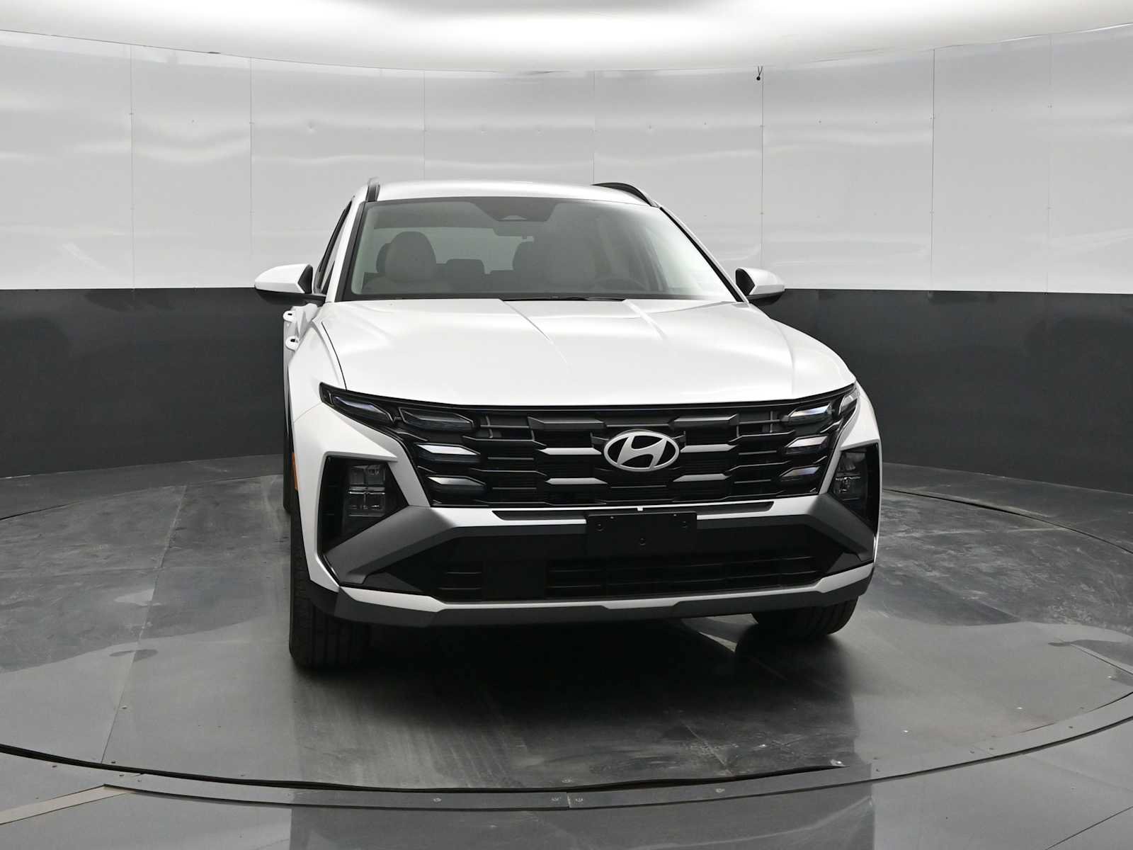 New 2026 Hyundai Tucson SEL Plus AWD/4WD image 2