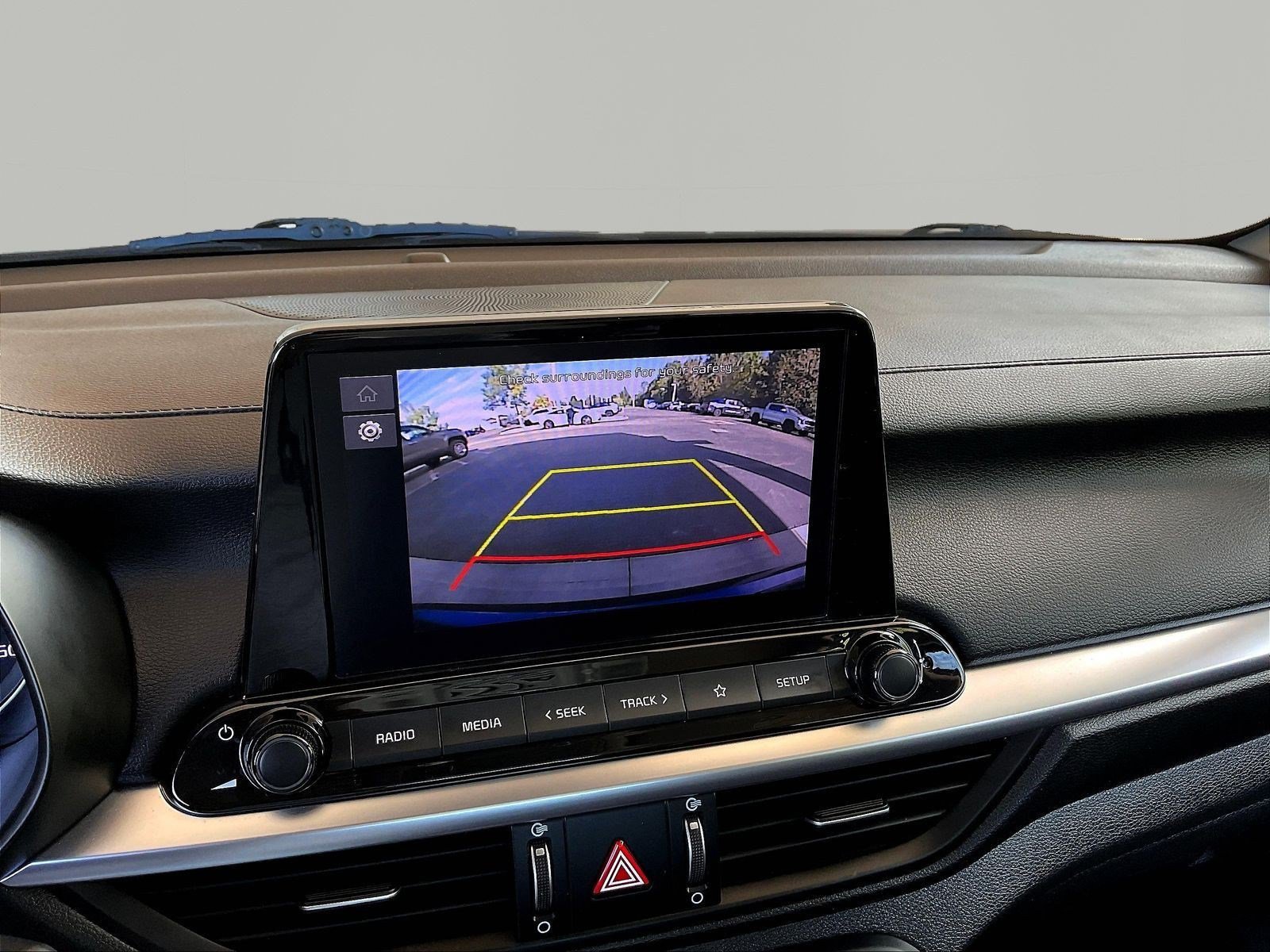 Used 2023 Kia Forte LXS w/ LXS Technology Package FWD image 13