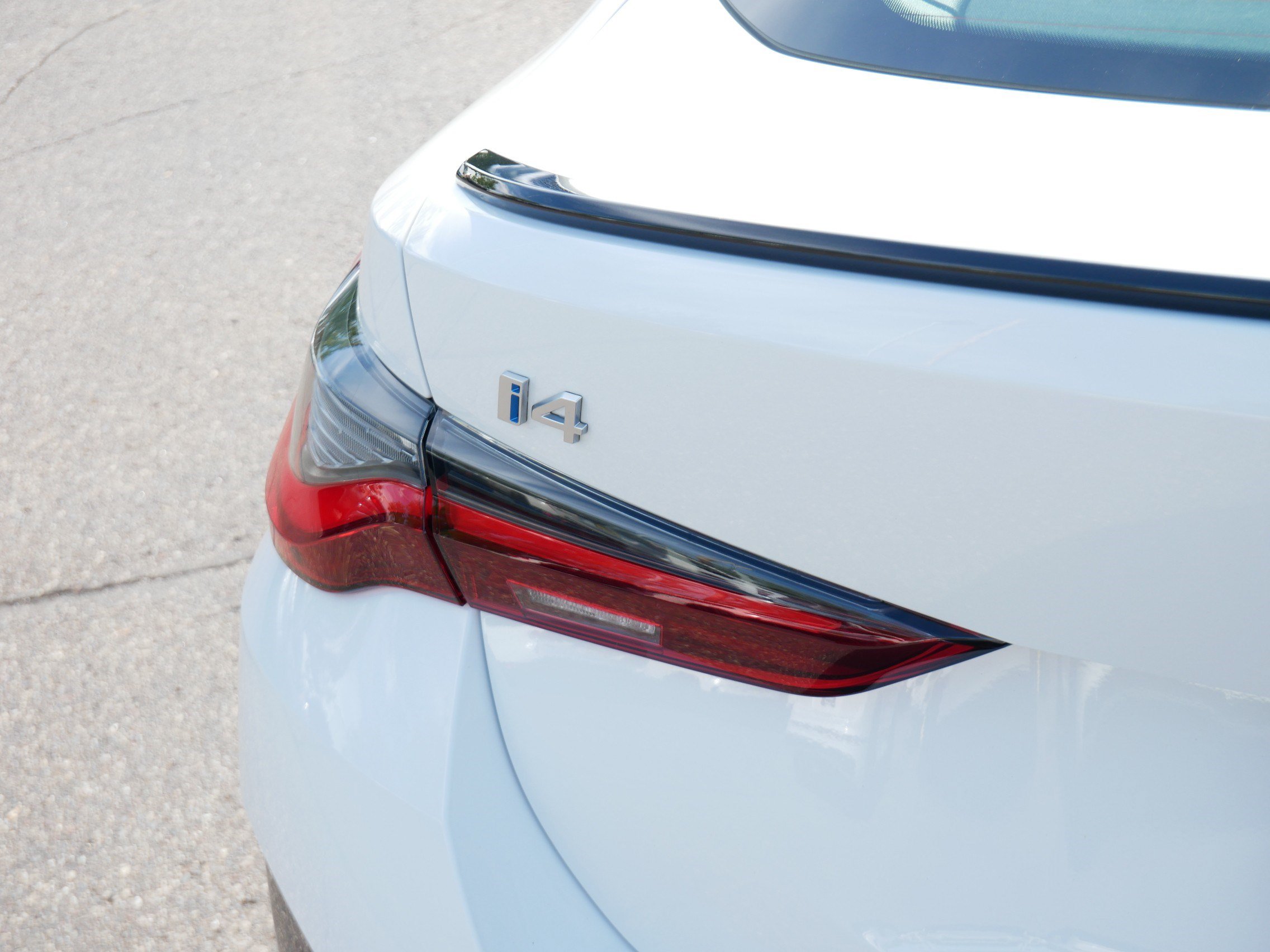 Used 2023 BMW i4 eDrive40 w/ M Sport Package RWD image 17