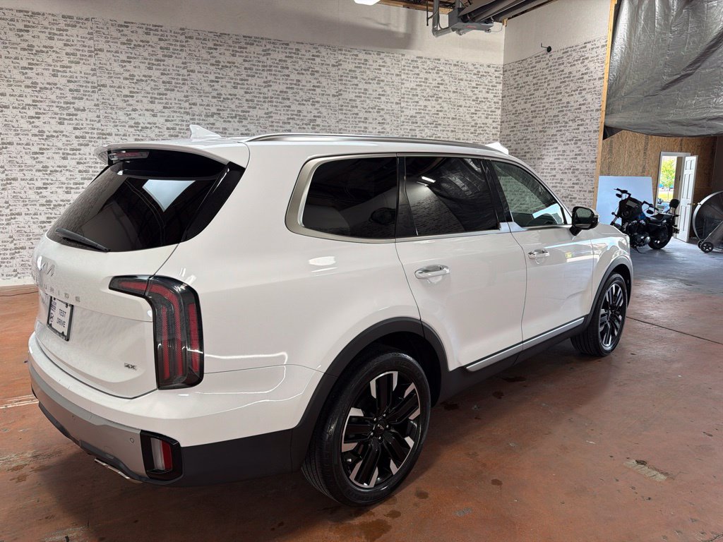 Used 2023 Kia Telluride SX Prestige AWD/4WD image 7
