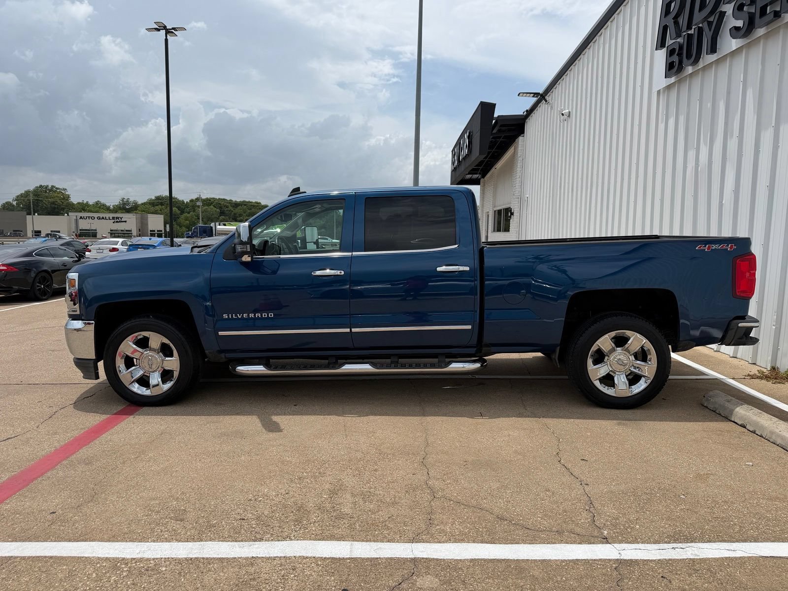 Used 2017 Chevrolet Silverado 1500 LTZ w/ Sport Package AWD/4WD image 3