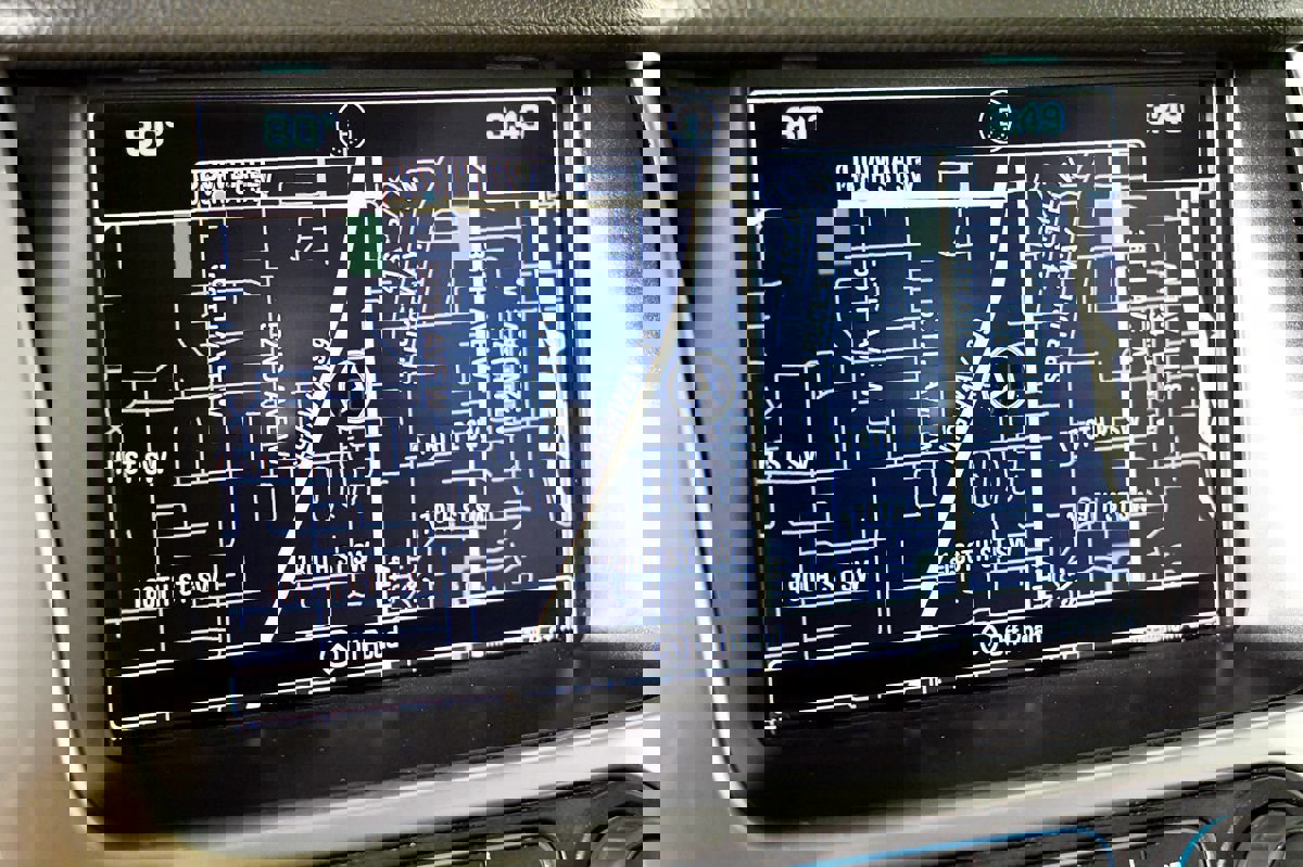 Used 2016 Chevrolet Suburban LTZ image 34