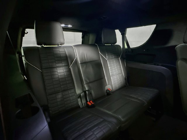 Used 2025 Cadillac Escalade ESV Sport Platinum AWD/4WD image 30