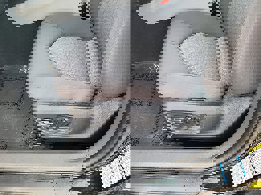 Used 2023 Toyota Camry LE image 14