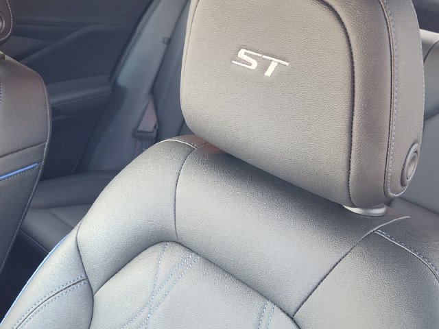 Used 2025 Buick Envista Sport Touring w/ Convenience II Package FWD image 20