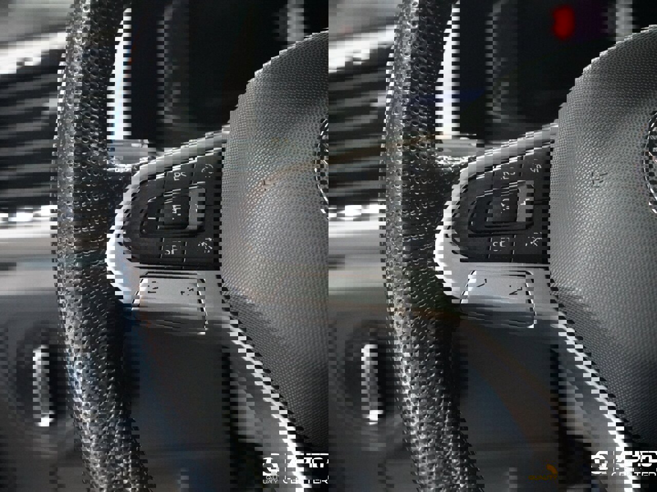 Used 2021 Volkswagen Atlas Cross Sport SEL Premium image 27