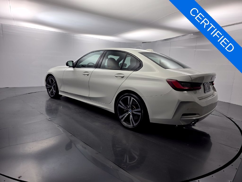 Certified 2023 BMW 330i Sedan w/ Driving Assistance Package RWD image 4