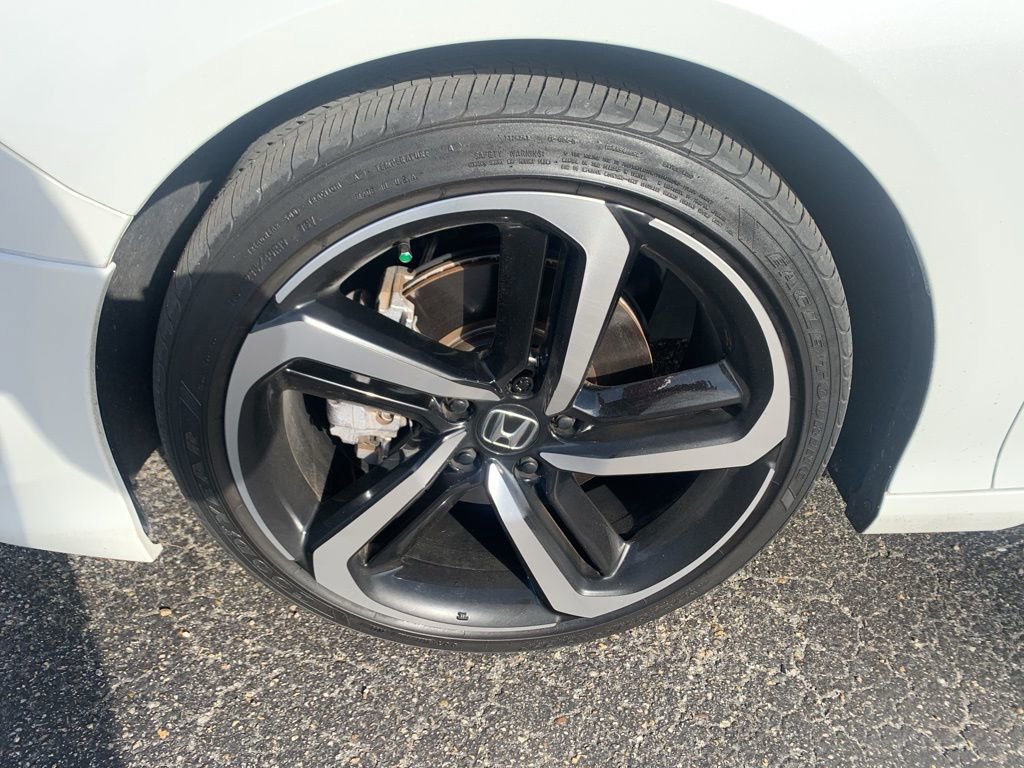 Used 2022 Honda Accord Sport image 11