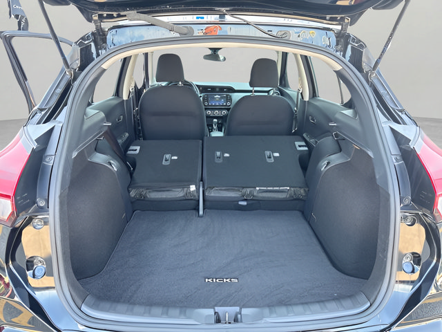 Certified 2024 Nissan Kicks SV FWD image 36
