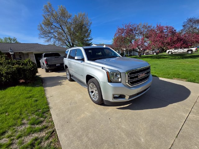 Used 2019 GMC Yukon SLE w/ SLE Value Package AWD/4WD image 4