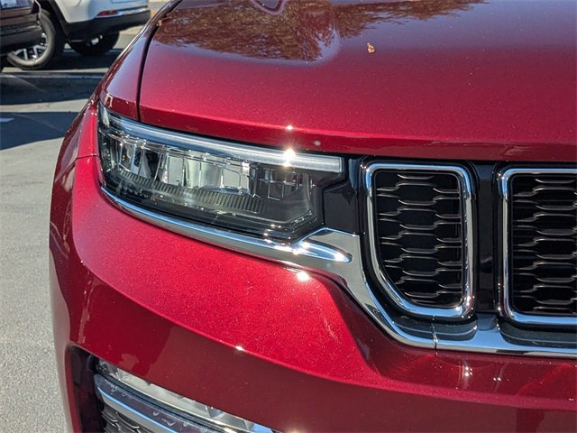 New 2025 Jeep Grand Cherokee Limited image 10