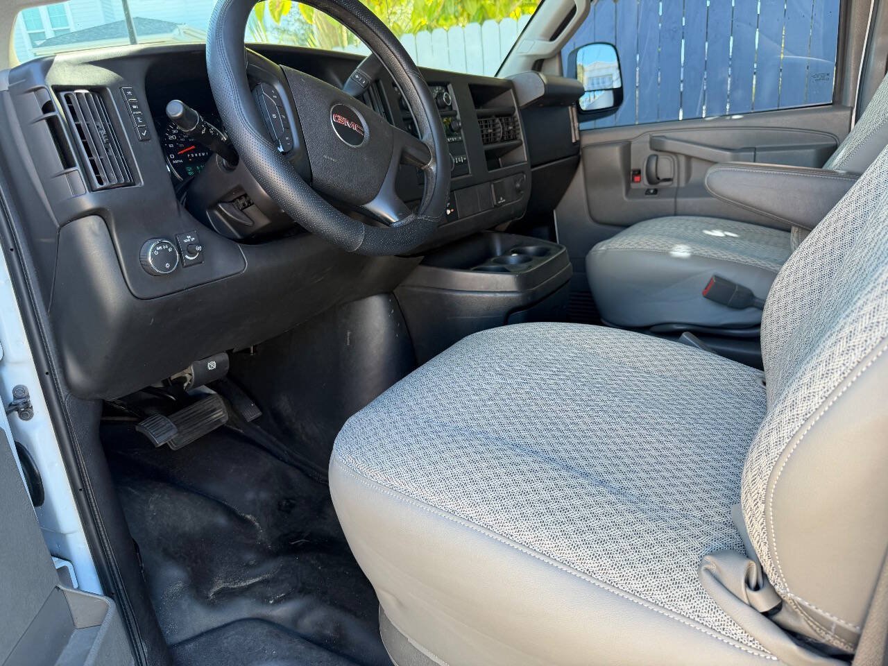 Used 2016 GMC Savana 2500 RWD image 12