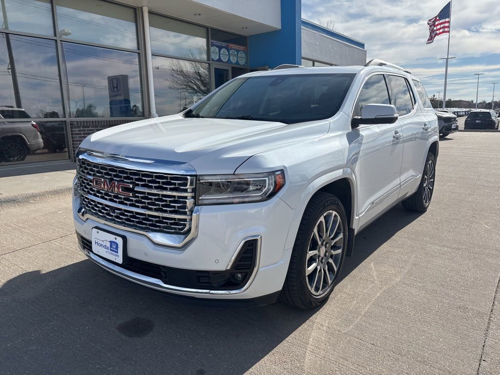 Used 2020 GMC Acadia Denali w/ Trailering Package image 1