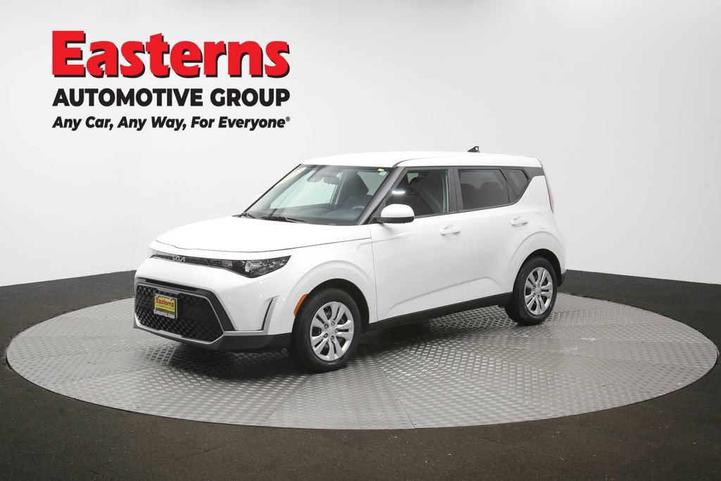Used 2023 Kia Soul LX FWD image 56