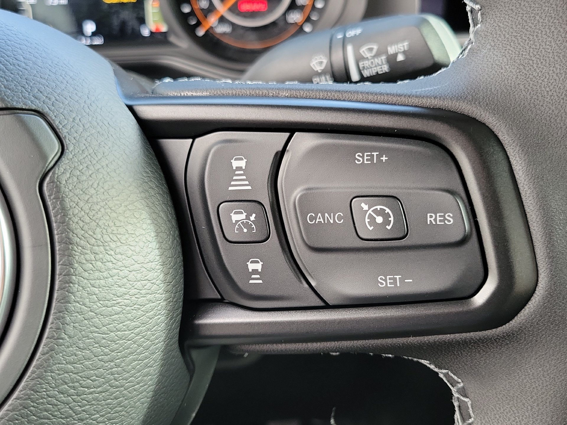New 2026 Jeep Gladiator Sport AWD/4WD image 7