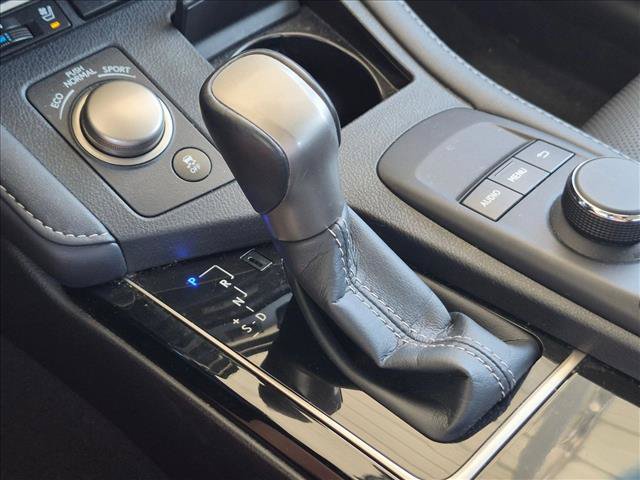 Used 2017 Lexus ES 350 w/ Premium Package FWD image 10