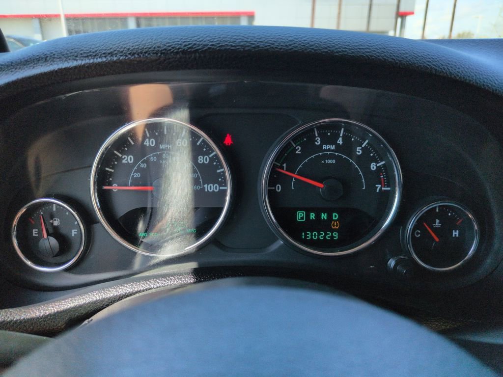 Used 2013 Jeep Wrangler Sahara image 13