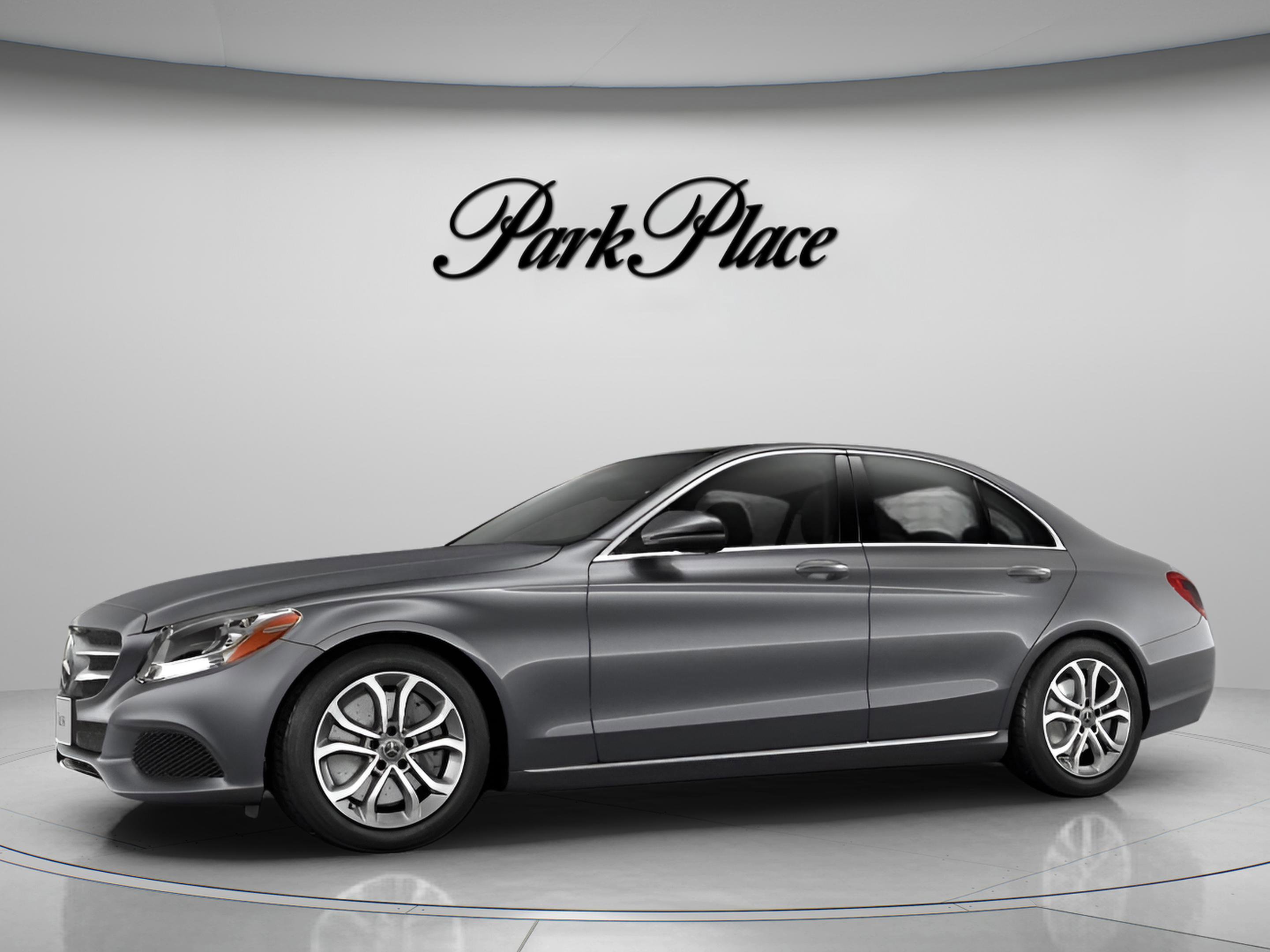 Used 2018 Mercedes-Benz C 300 4MATIC Sedan image 3
