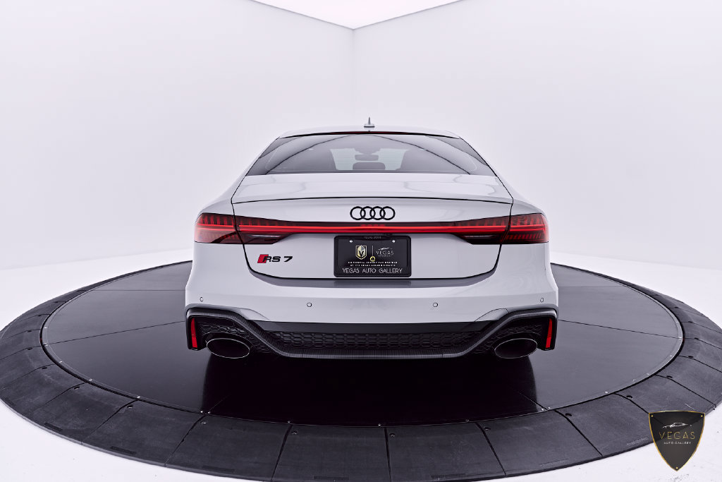Used 2025 Audi RS 7 Performance AWD/4WD image 14