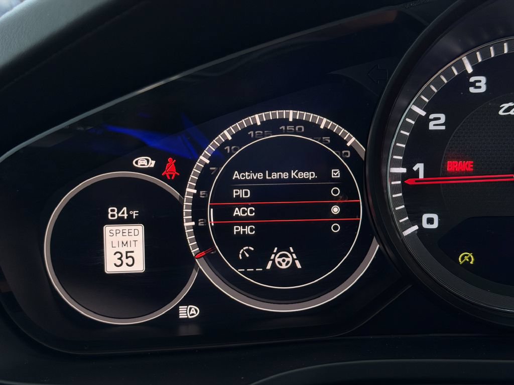 Used 2021 Porsche Cayenne Turbo AWD/4WD image 23