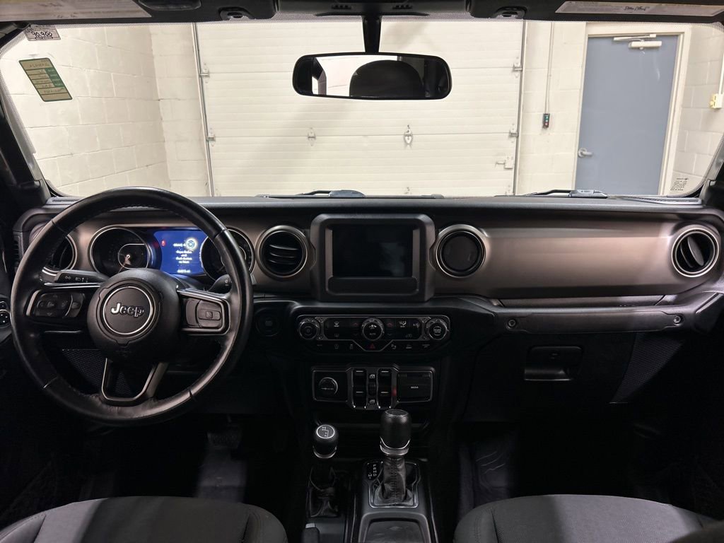 Used 2021 Jeep Gladiator Mojave AWD/4WD image 18