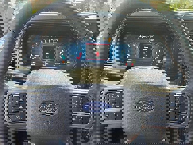 New 2025 Ford F150 Lariat w/ Equipment Group 502A High image 26