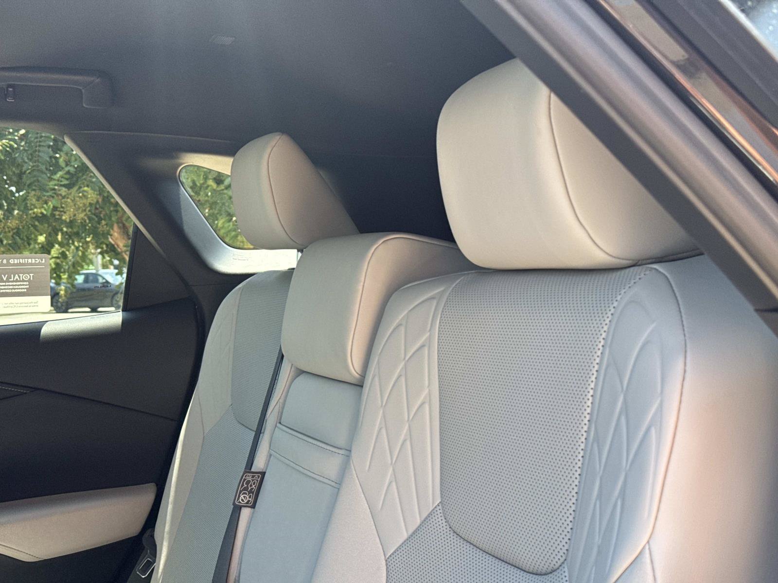 Certified 2023 Lexus RX 350 Premium w/ Accessory Package (Z1) FWD image 19