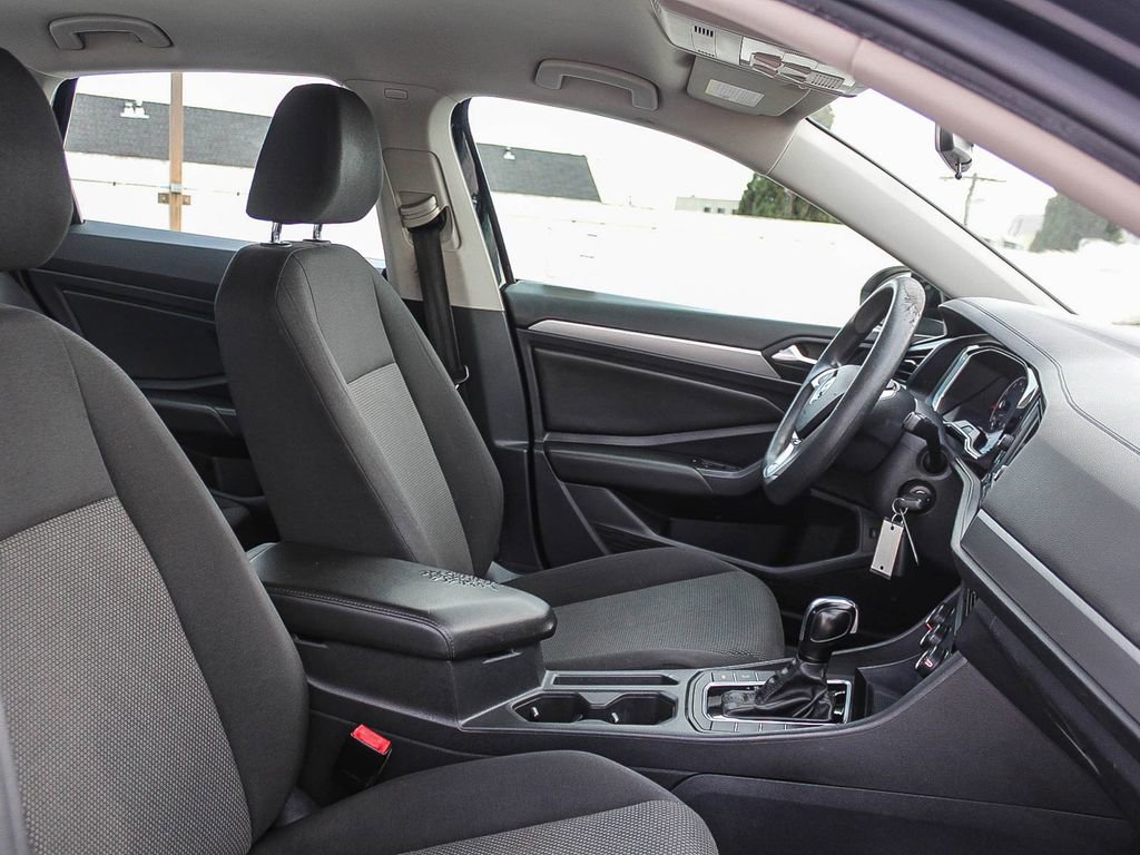 Used 2019 Volkswagen Jetta S image 15