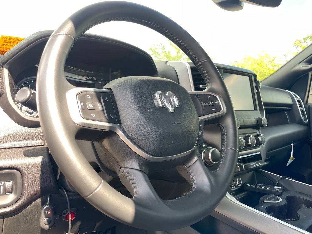 Used 2024 RAM 3500 Big Horn AWD/4WD image 17