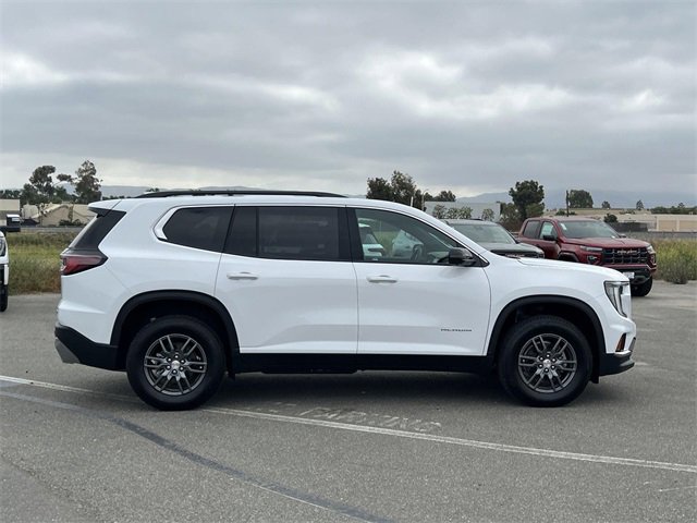 New 2025 GMC Acadia Elevation image 2