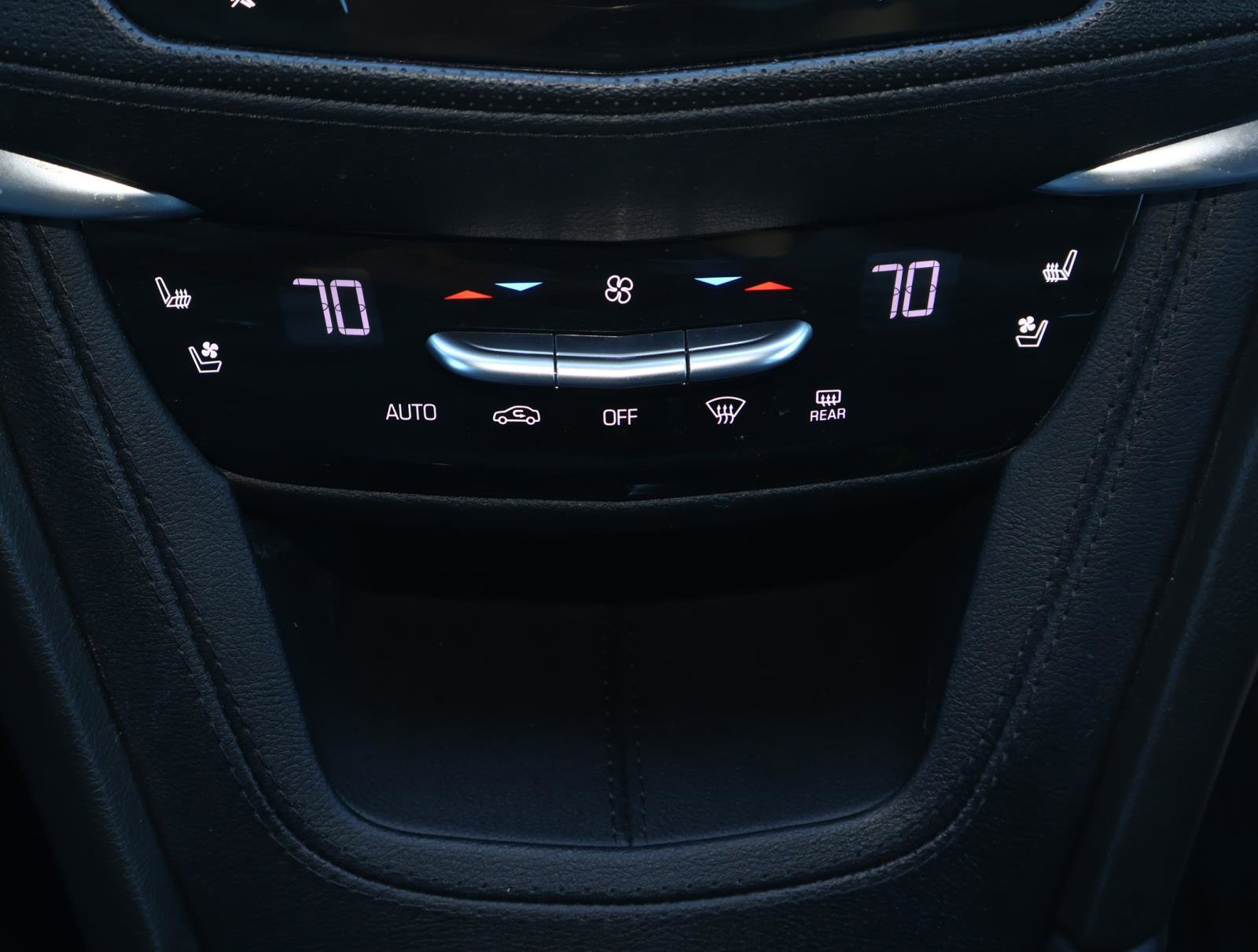 Used 2023 Cadillac XT5 Sportv w/ Technology Package image 31