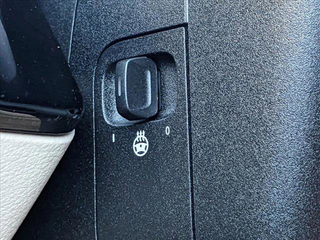 Certified 2025 Mercedes-Benz GLA 250 4MATIC image 17