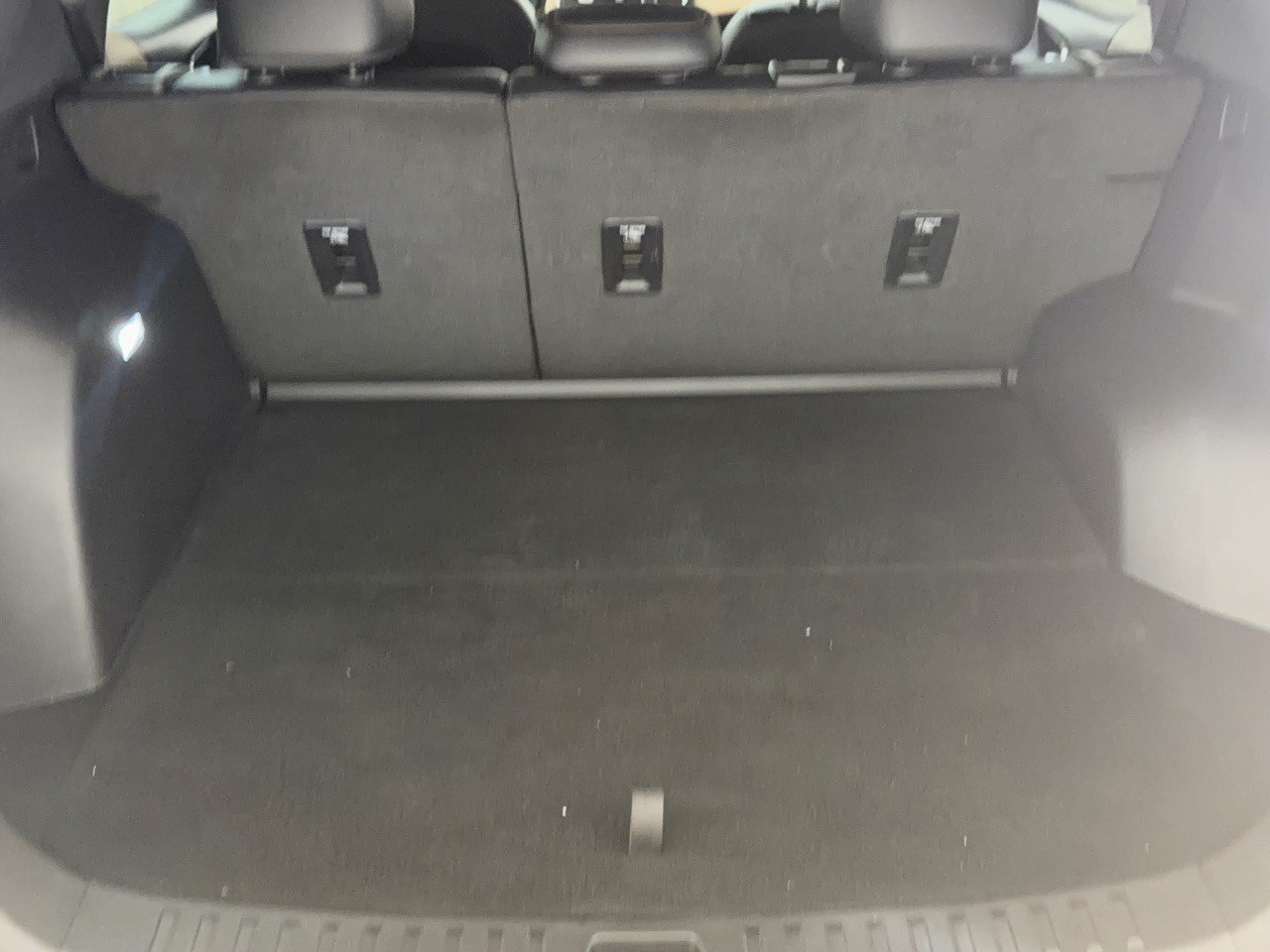 Used 2025 Chevrolet Equinox ACTIV w/ Safety and Technology Package AWD/4WD image 28