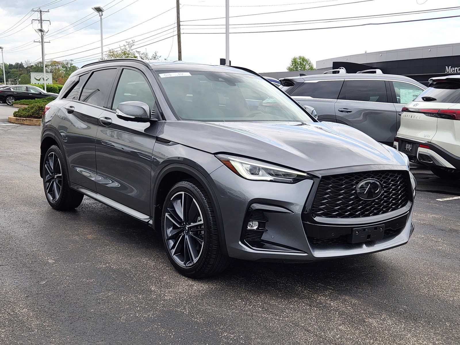Certified 2023 INFINITI QX50 Sport w/ Cargo Package AWD/4WD image 2