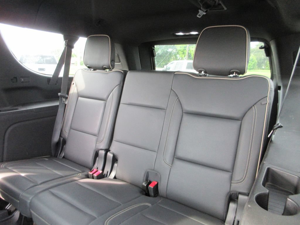 Certified 2023 GMC Yukon XL SLT AWD/4WD image 24