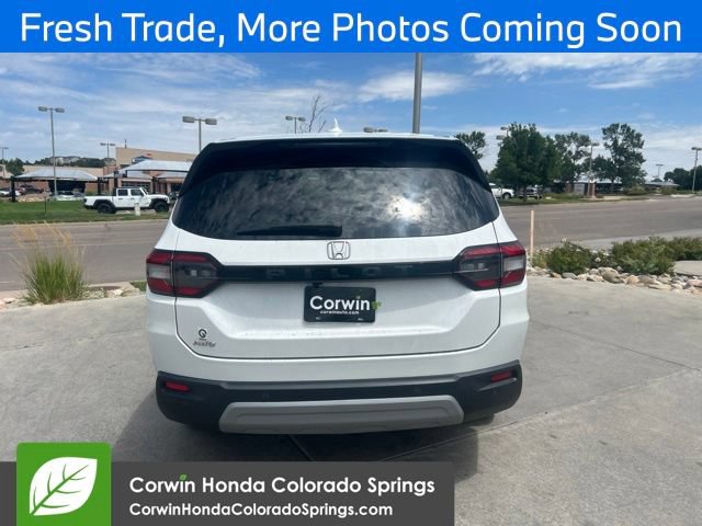 Used 2025 Honda Pilot EX-L image 4