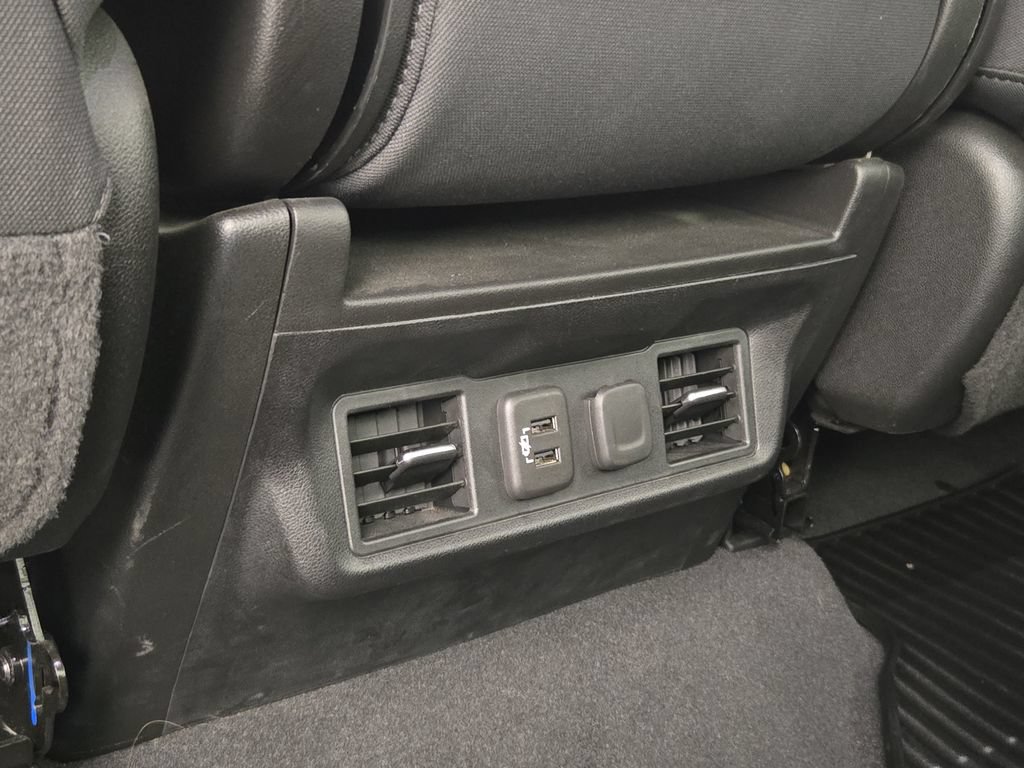 Used 2022 GMC Sierra 2500 SLE w/ SLE Value Package; AWD/4WD image 32