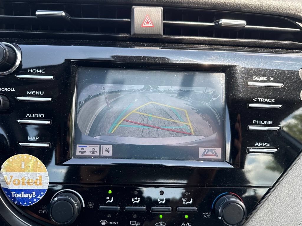 Used 2019 Toyota Camry LE w/ Convenience Package FWD image 22