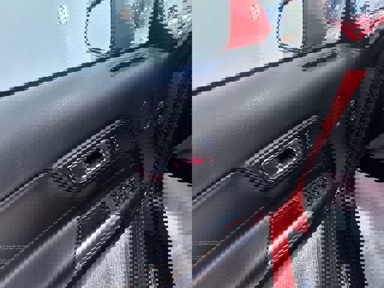 Used 2023 Ford Mustang Premium image 12