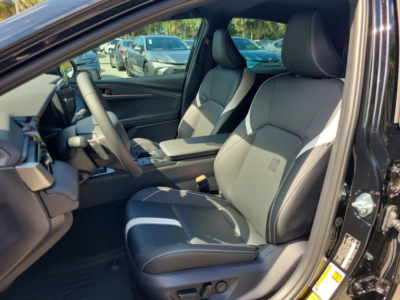 New 2026 Toyota Camry SE FWD image 17