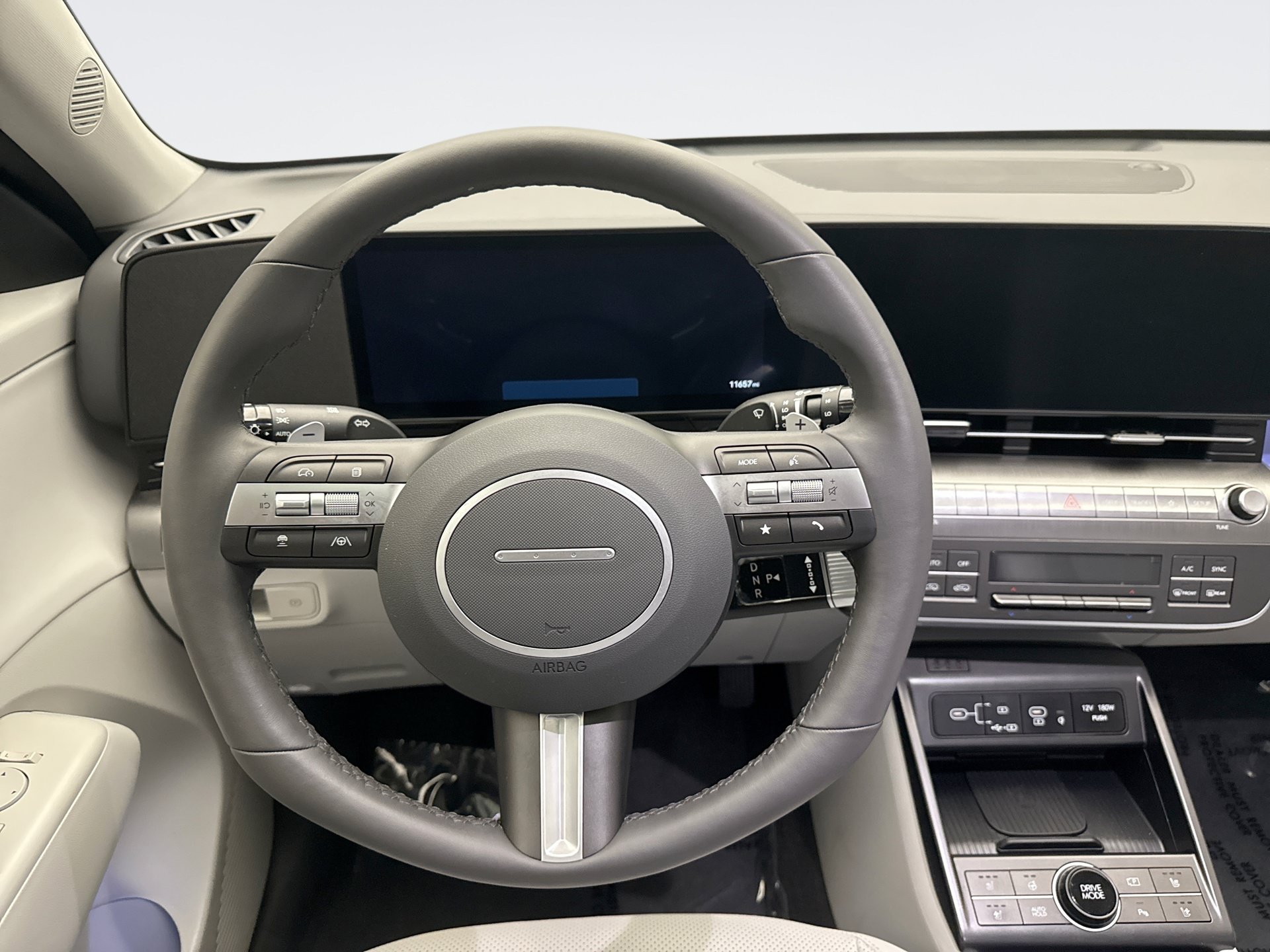 Used 2026 Hyundai Kona Limited FWD image 12