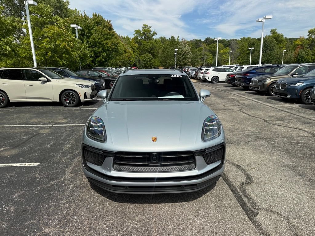 Used 2023 Porsche Macan S AWD/4WD image 8