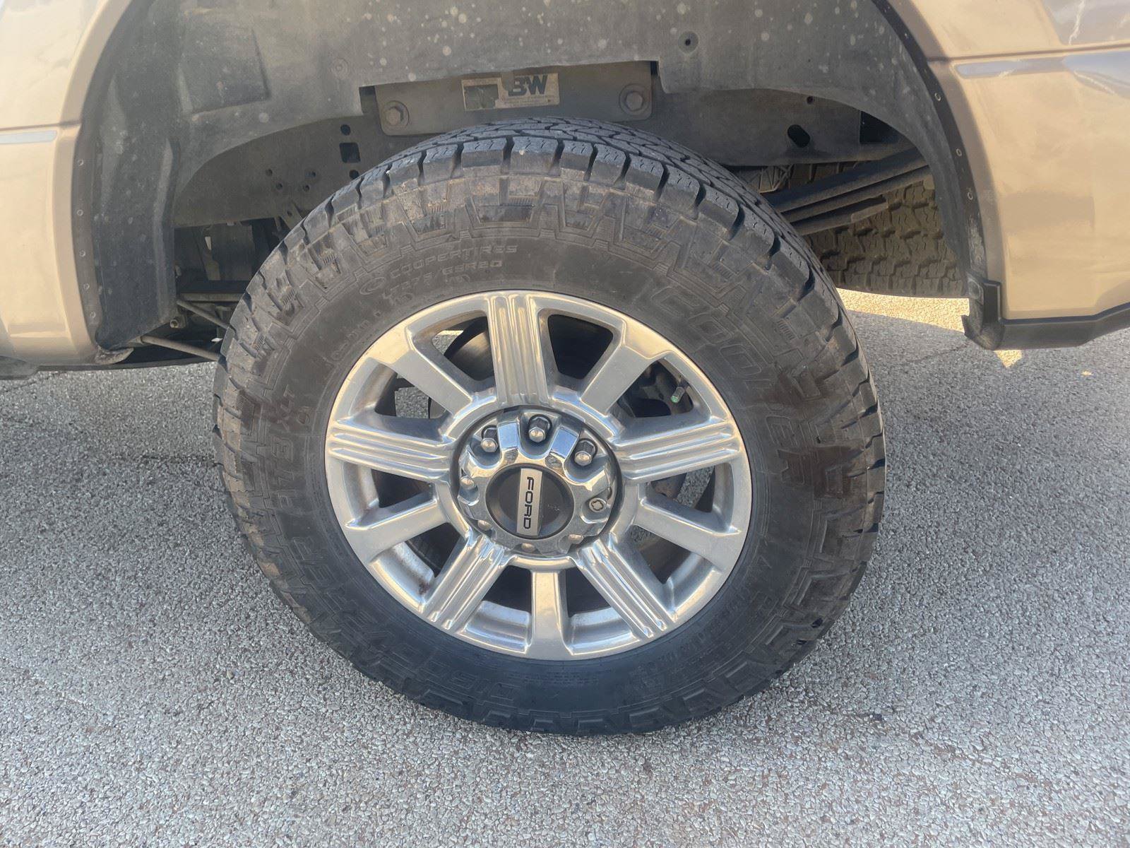Used 2019 Ford F250 Limited w/ FX4 Off-Road Package AWD/4WD image 40